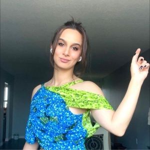 Meet your Posher, Irem